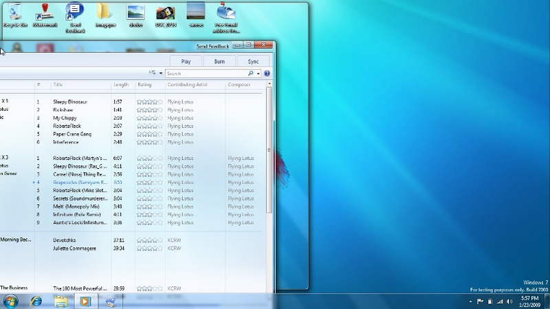 Illustration for article titled Win 7 Tip: Maximize and Dock Your Windows by Dragging to the Screen Edge